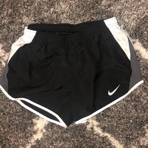 Nike tempo dri-fit running shorts size small